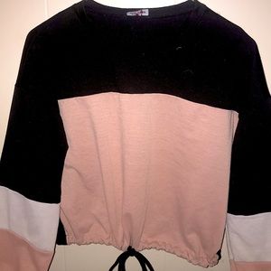 Long sleeve cinch shirt